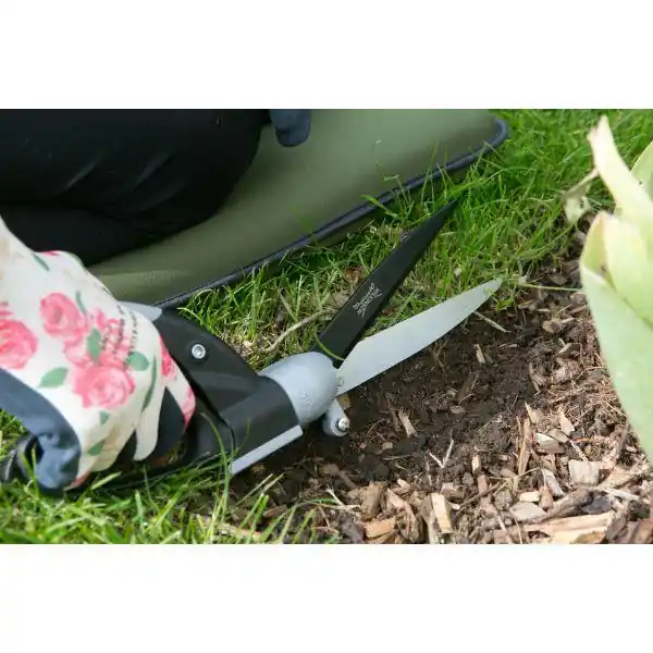 Handmade Wilkinson Sword Ultralight Single Hand Grass Shear