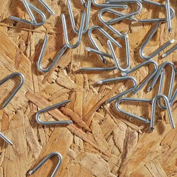 Smart Useful 25mm Galvanised Staples 100pk Discount