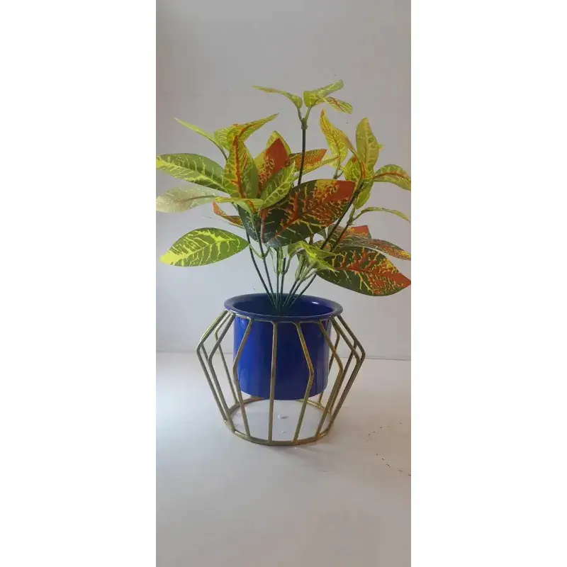 Worldwide Shipping Designer Metallic Gold Metal Stand with Planter Pot for Balcony & Home Decoration